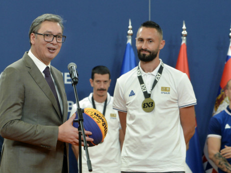 Predsednik Vučić najavio nova ulaganja u sport: Gradi se veliki košarkaški centar