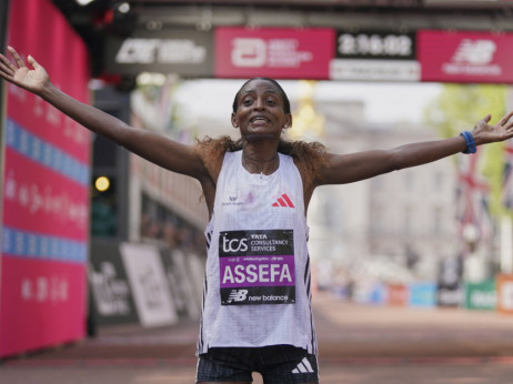 Etiopljanka Tigst Asefa oborila svetski rekord u maratonu na trci u Londonu